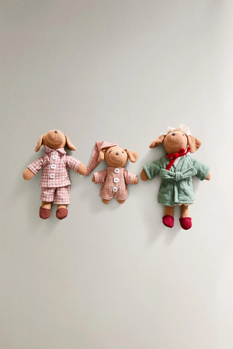 CHILDREN’S DOG FAMILY PLUSH TOY SET (SET OF 3)