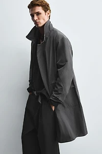 LIGHTWEIGHT TECHNICAL PARKA