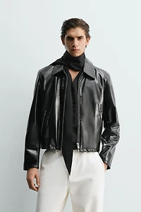 BLOUSON EN CUIR FINI BRILLANT