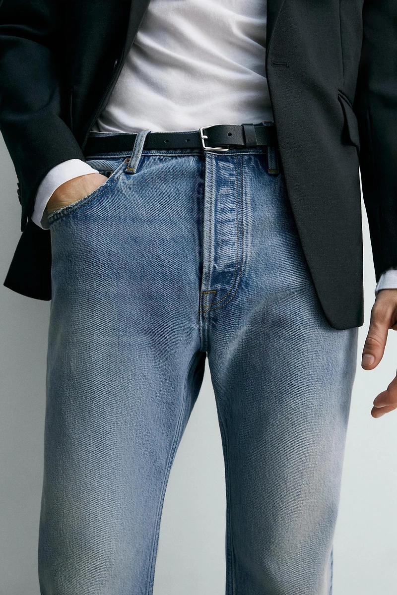 BOOTCUT FIT JEANS
