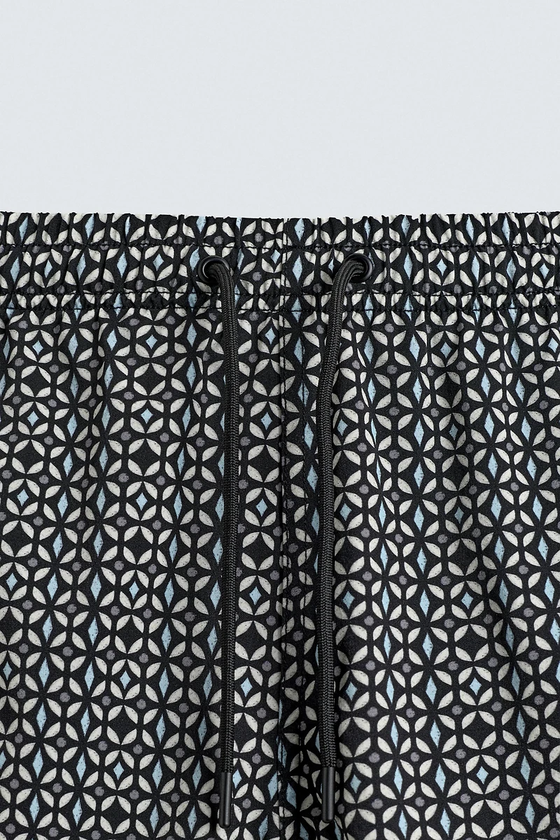 GEOMETRIC PRINT SHORT SWIMSUIT
