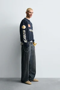 CREW NECK PATCH SWEATSHIRT