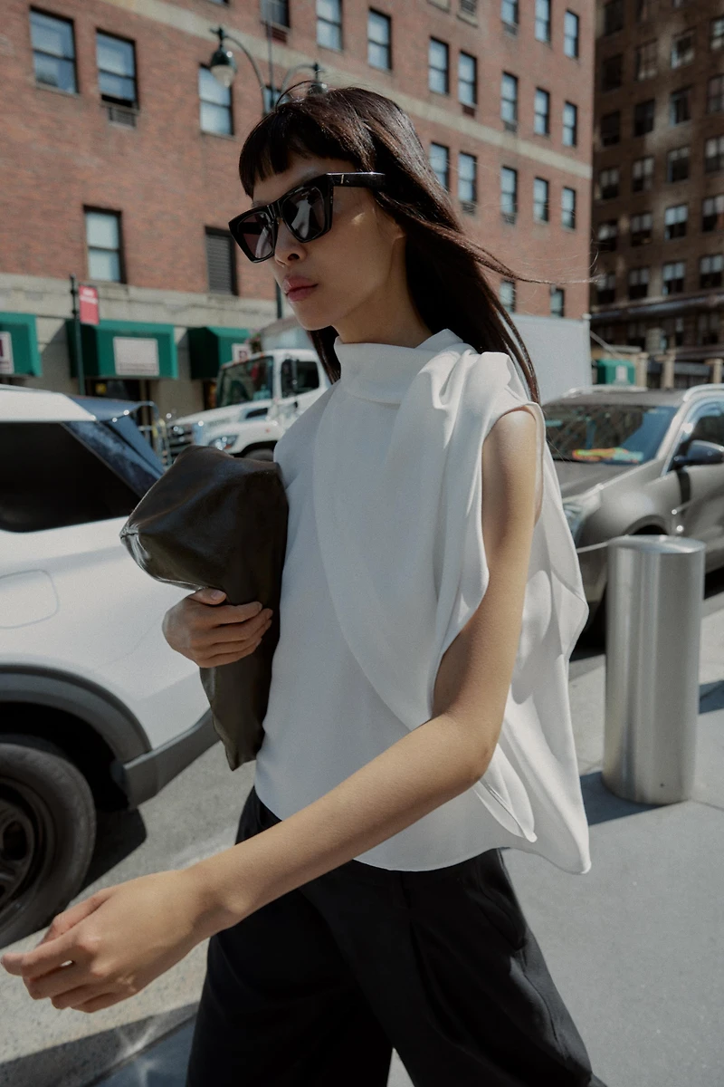 ASYMMETRIC CREPE CAPE TOP