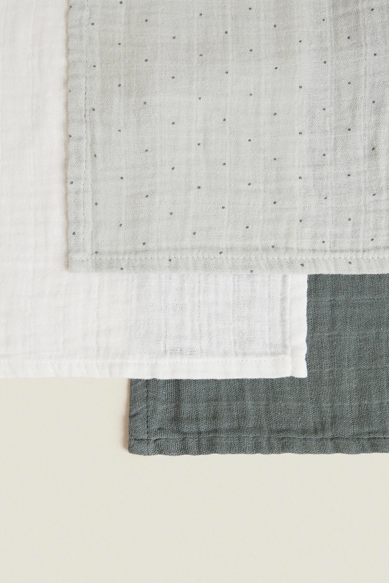 SET OF MULTICOLORED BABY MUSLIN CLOTHS (SET 3)