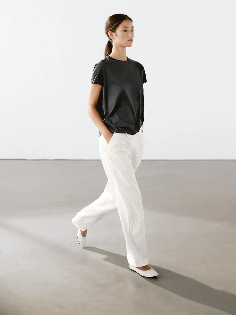 Flowing short sleeve T-shirt