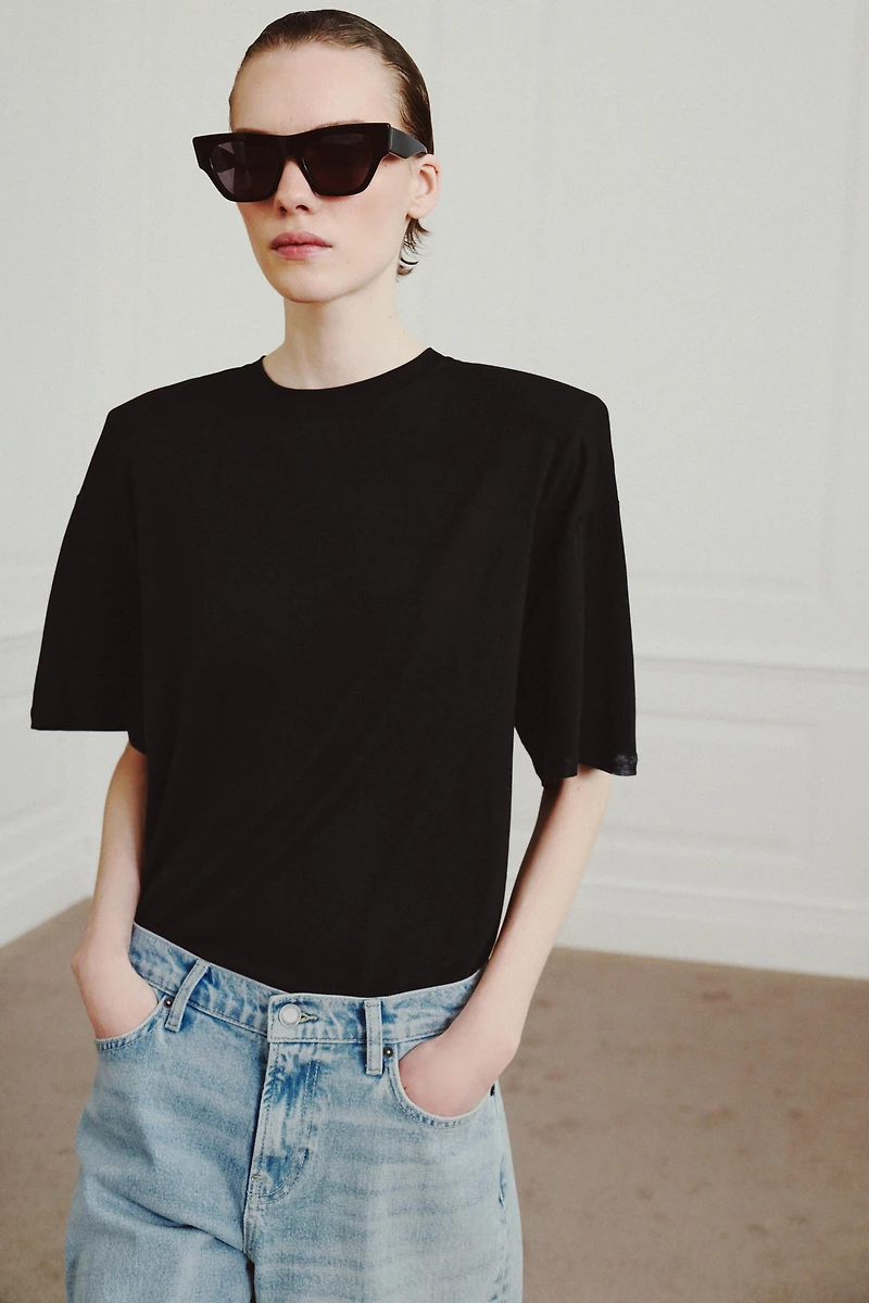 T-SHIRT FLUIDE À ÉPAULETTES