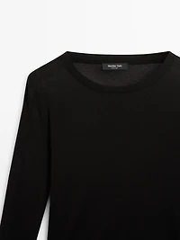 Lightweight regular fit long sleeve T-shirt