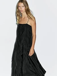 Robe midi fluide à godets