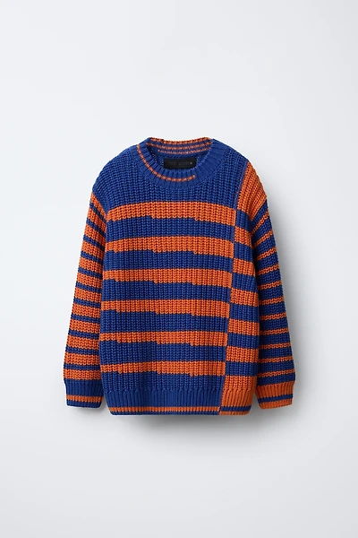 STRIPED CHUNKY KNIT SWEATER