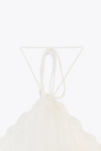 ROBE COURTE HALTER À VOLANTS