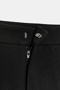 PLEATED TAPERED PANTS