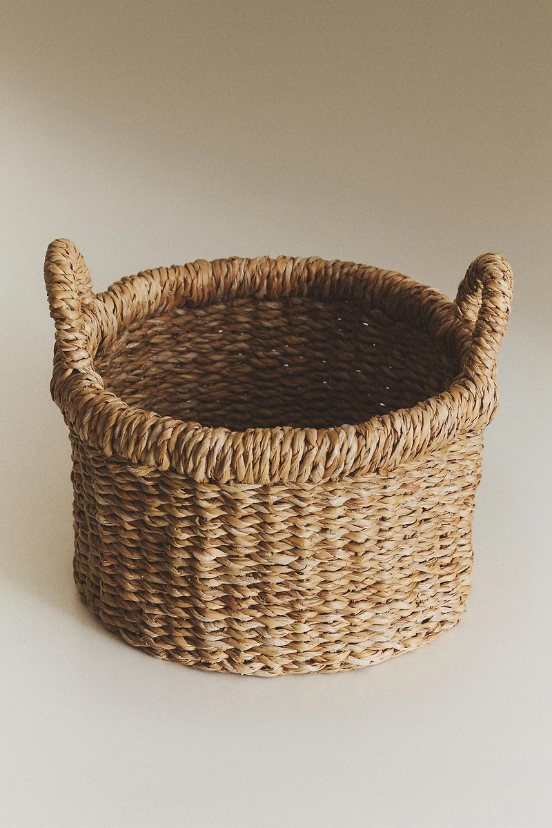 CYLINDRICAL SEAGRASS BASKET