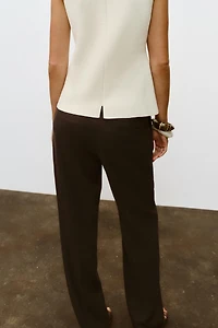 COVERED BUTTON KNIT VEST