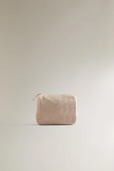 MEDIUM TOWEL TOILETRY BAG