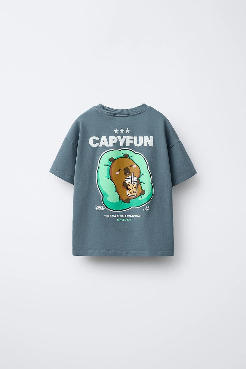 GARMENT DYE CAPYBARA CAPYFUN © T-SHIRT