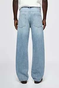 Wide-leg jeans