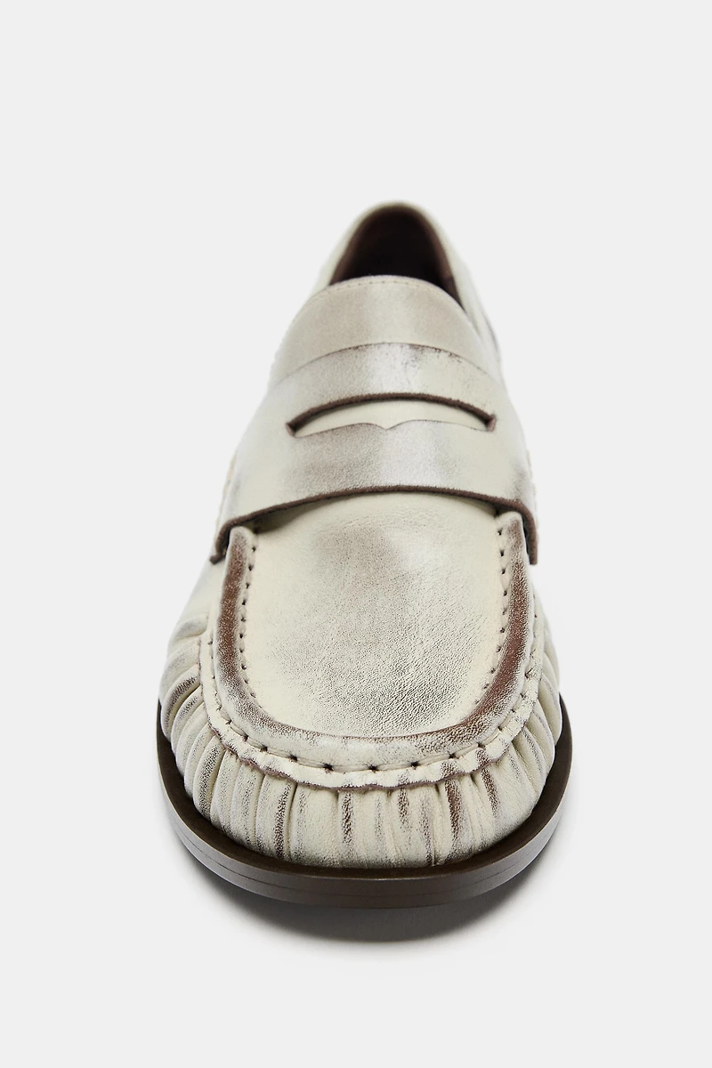 MOCASSINS EN CUIR FRONCÉS