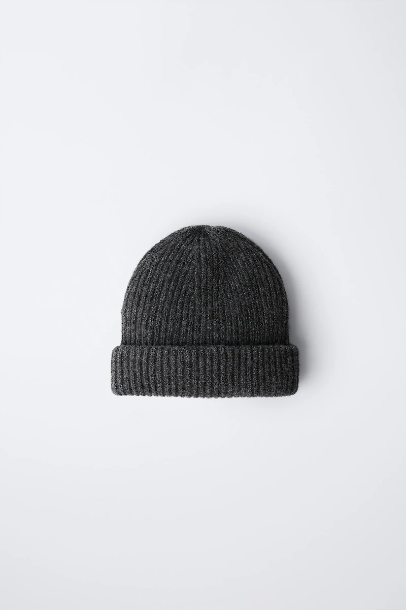 BONNET EN MAILLE BASIQUE