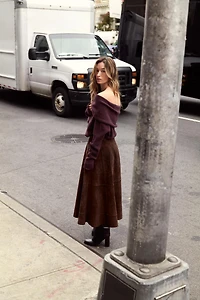 PULL EN MAILLE BUSTIER