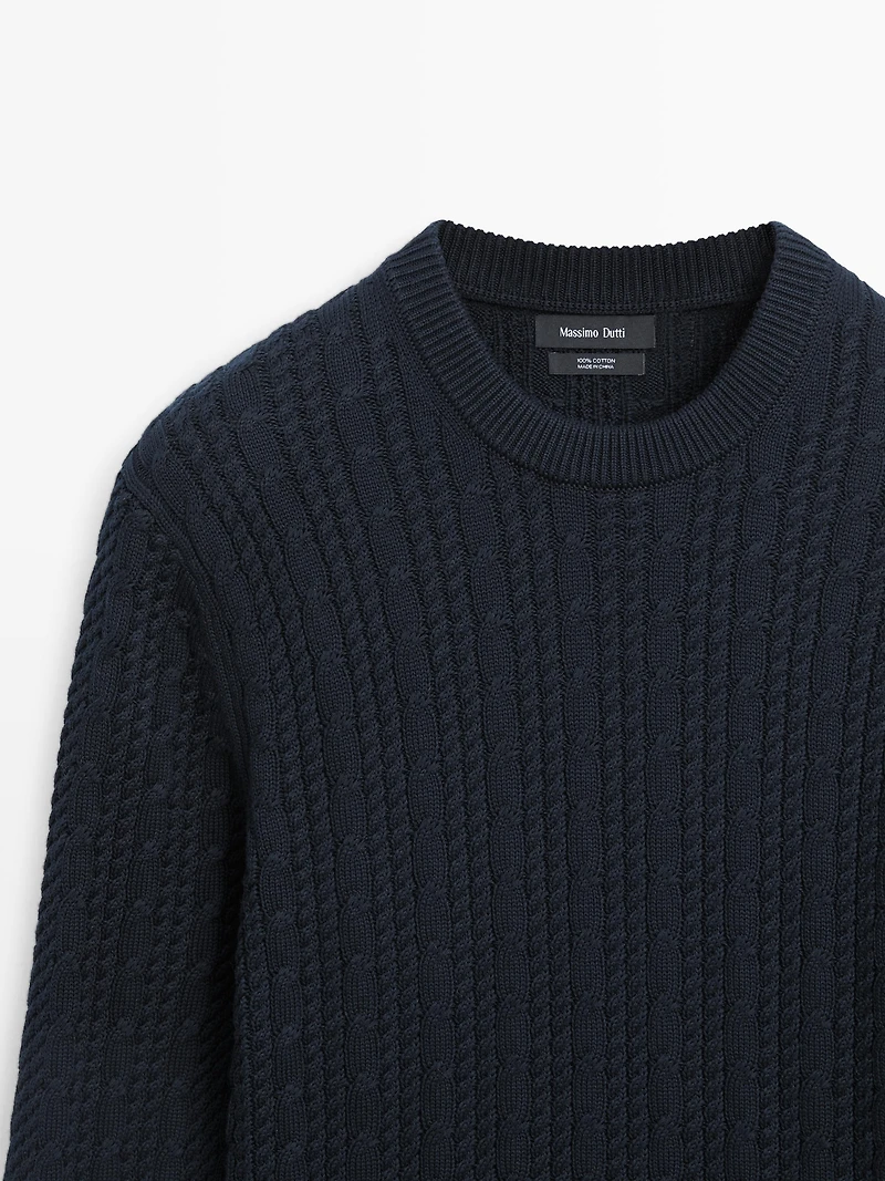 Cable-knit 100% cotton sweater with crew neck