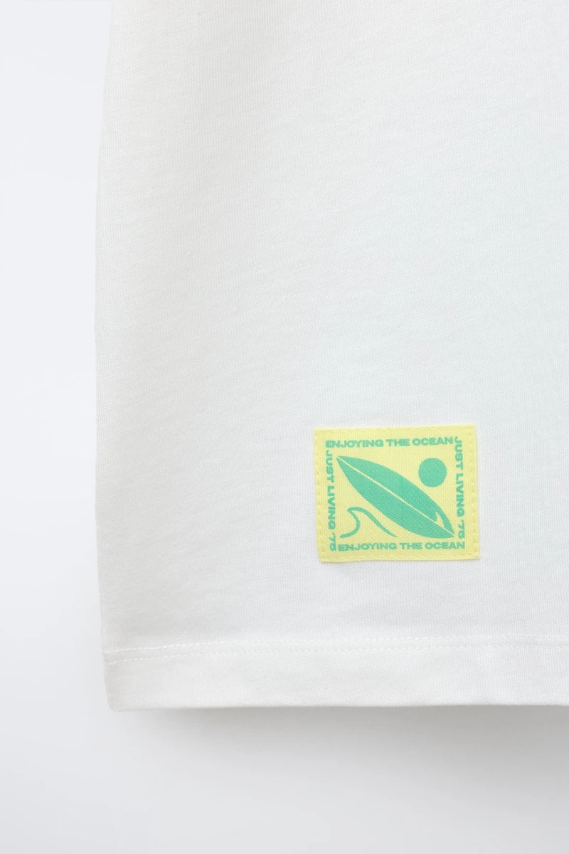 BEST VIBES PRINTED T-SHIRT