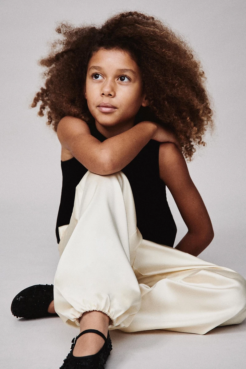 PANTALON BOUFFANT À FLEUR