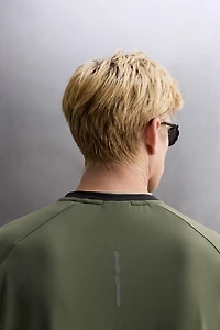 TEXTURED TRAINING T-SHIRT