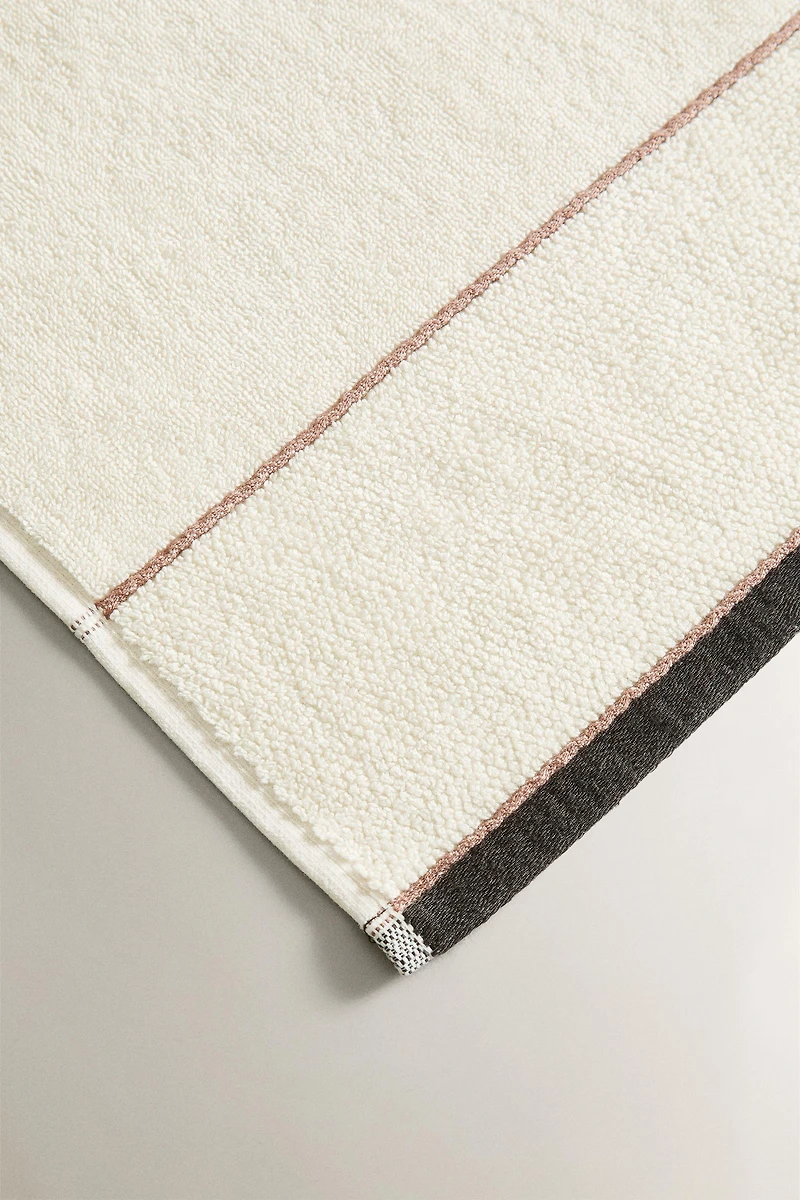 SERVIETTE DE BAIN FRISE POINT RIZ