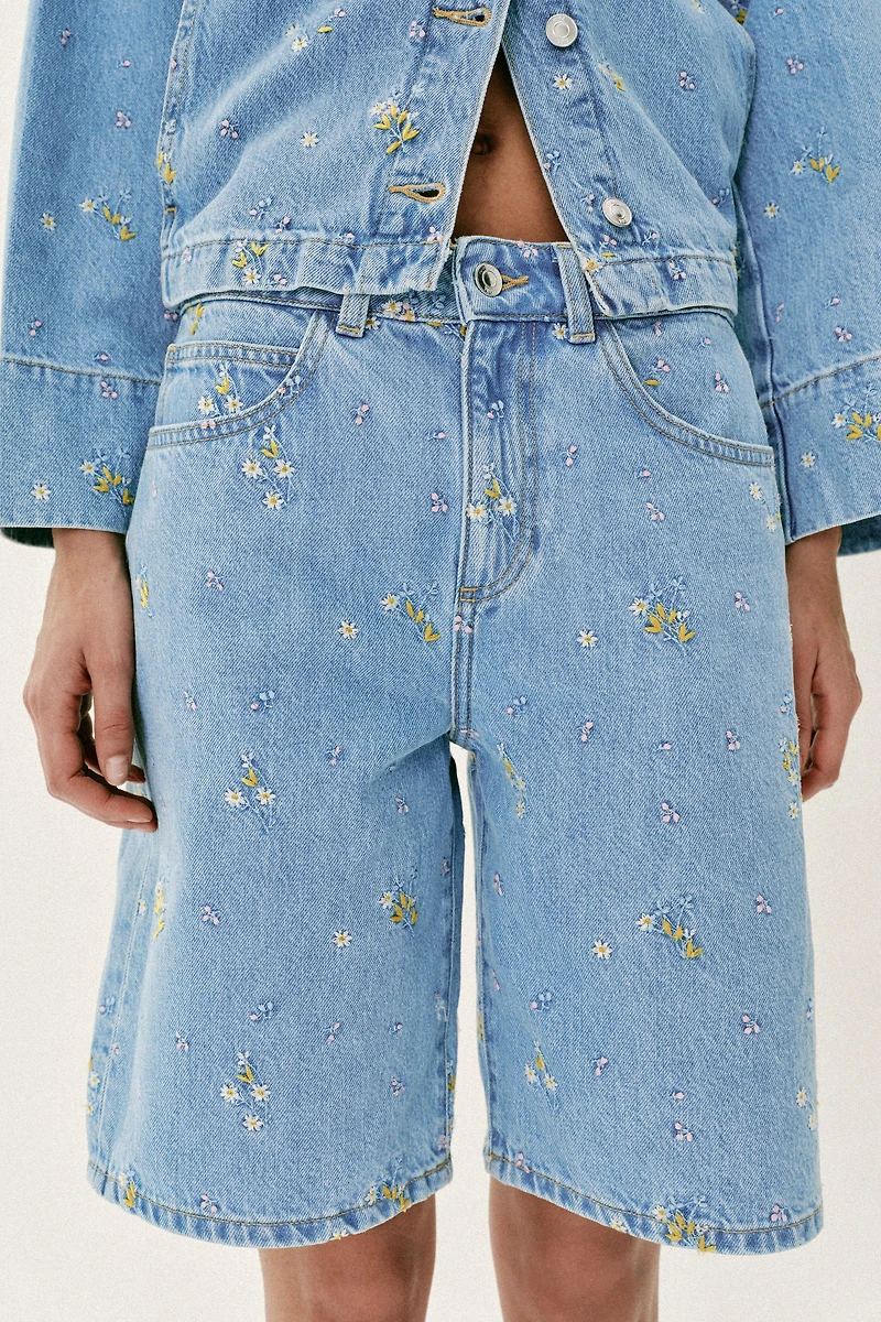 Z1975 EMBROIDERED FLORAL DENIM SHORTS SET