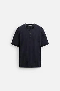KNIT T-SHIRT WITH BUTTONED NECK