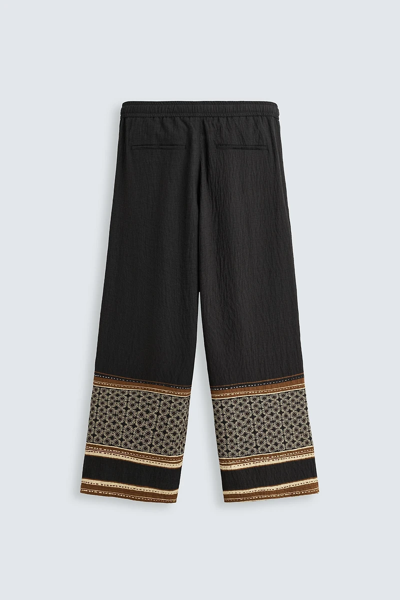 PANTALON COUPE DÉCONTRACTÉE COLOR BLOCK