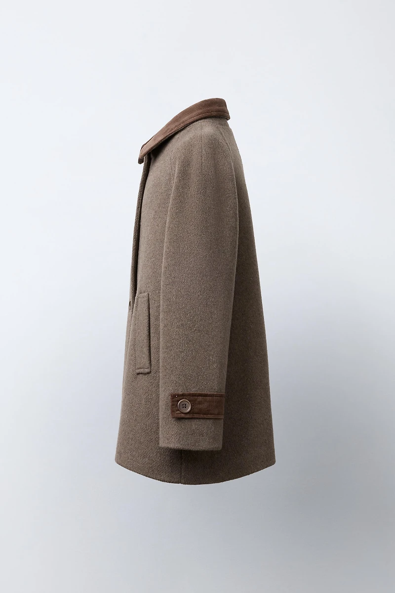 MANTEAU CONTRASTANT EN VELOURS AVEC LAINE