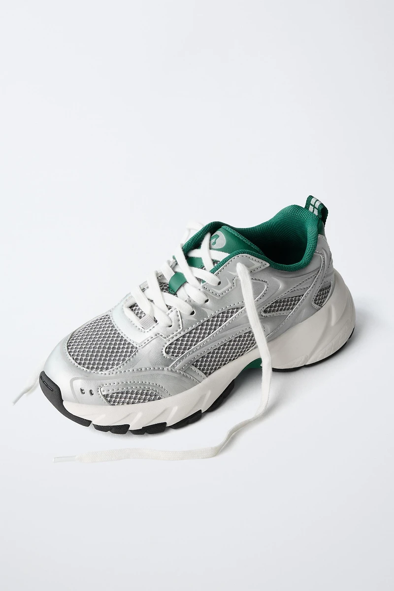 MESH SNEAKERS