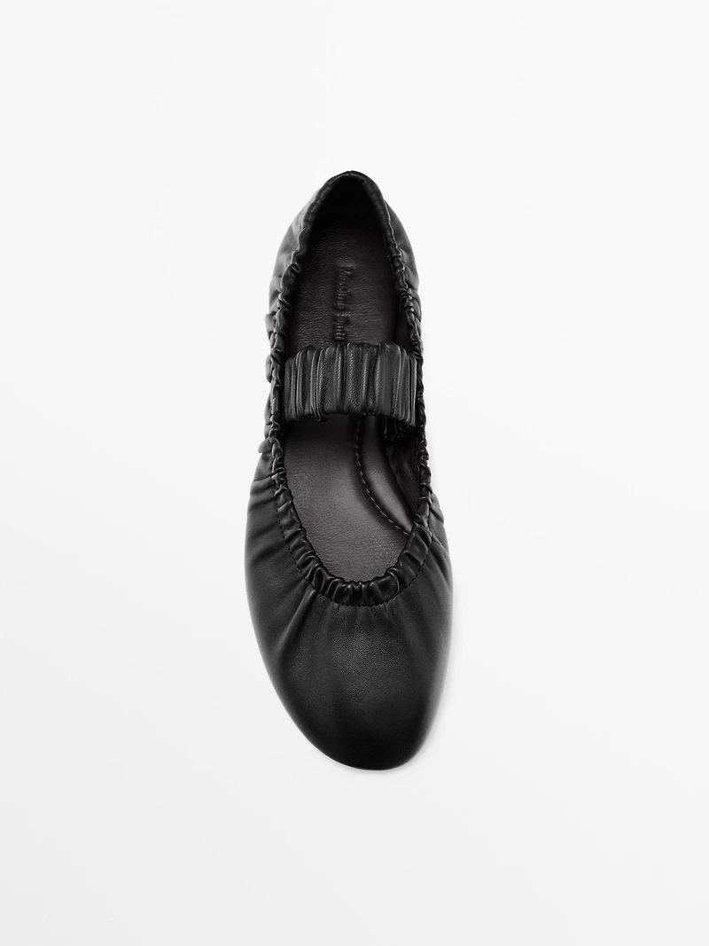 Soft stretch leather ballet flats