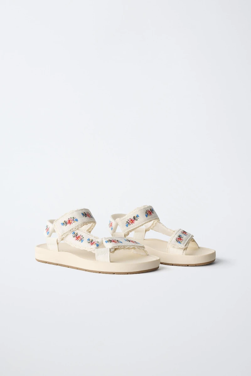 EMBROIDERED TECHNICAL SANDALS