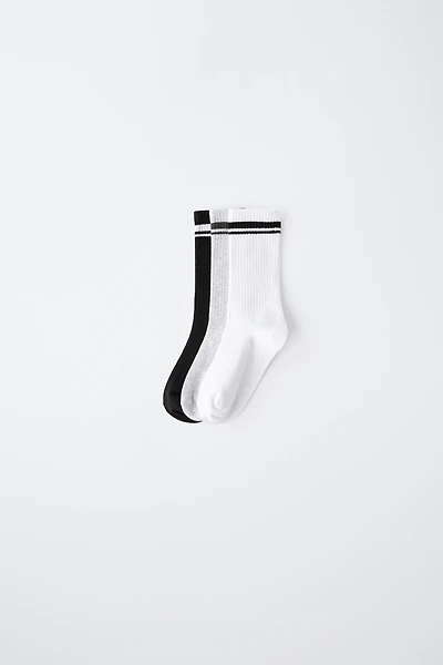 THREE-PACK OF SPORTY STRIPED HIGH SOCKS