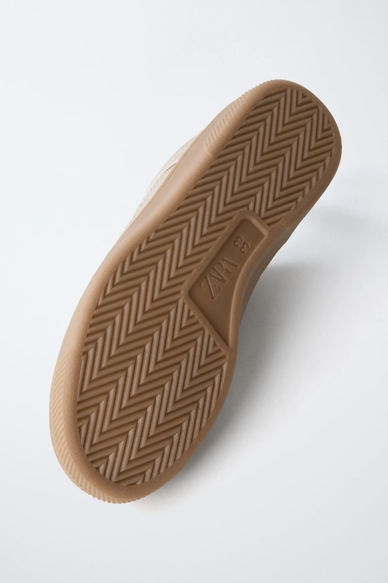 CHARM SNEAKERS