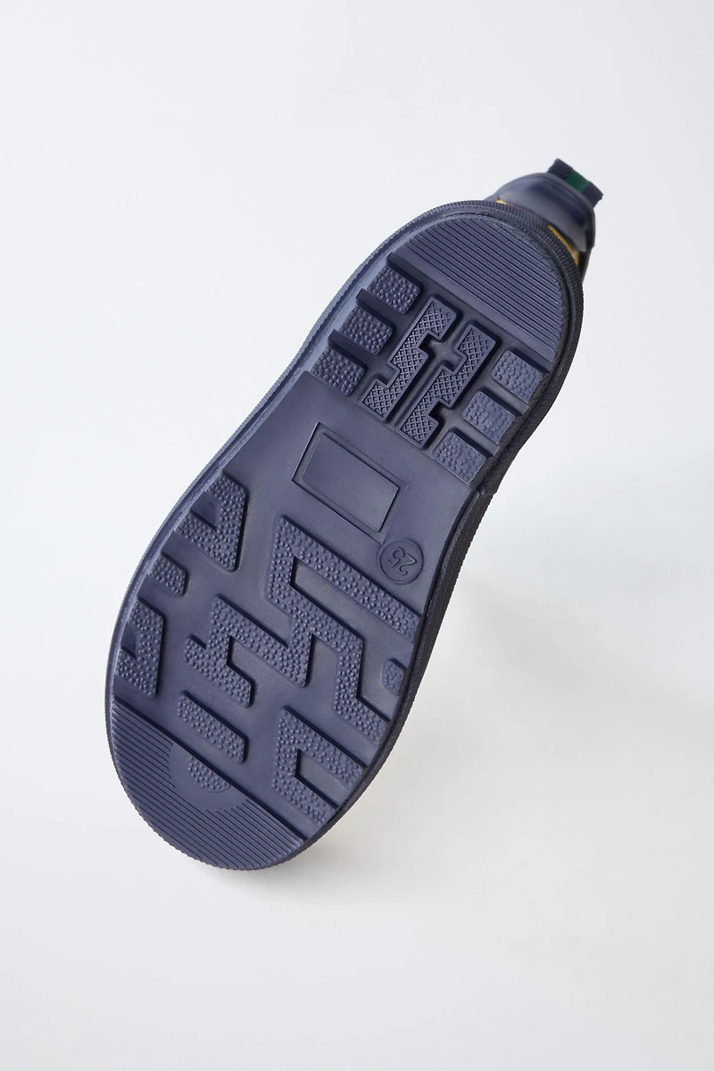CHELSEA RAIN BOOTS