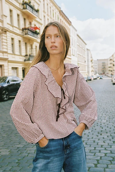 GINGHAM RUFFLED BLOUSE