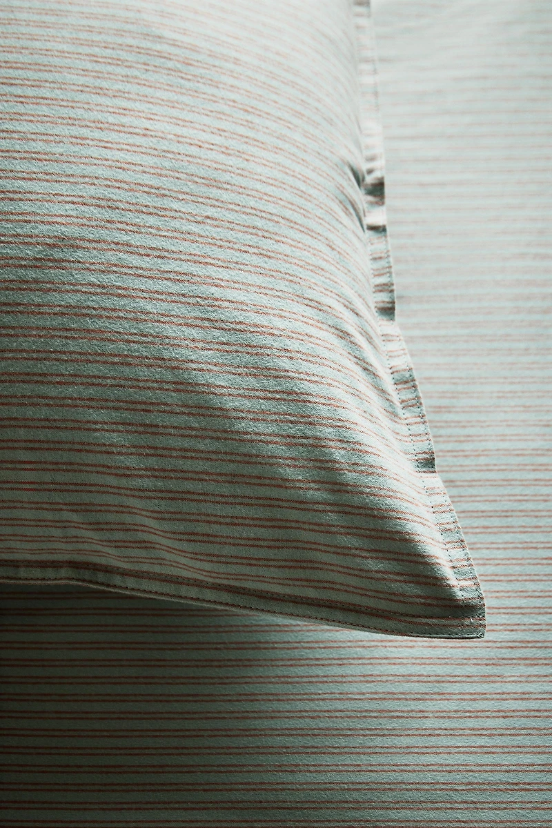 TAIE D’OREILLER ENFANT FLANELLE RAYURES