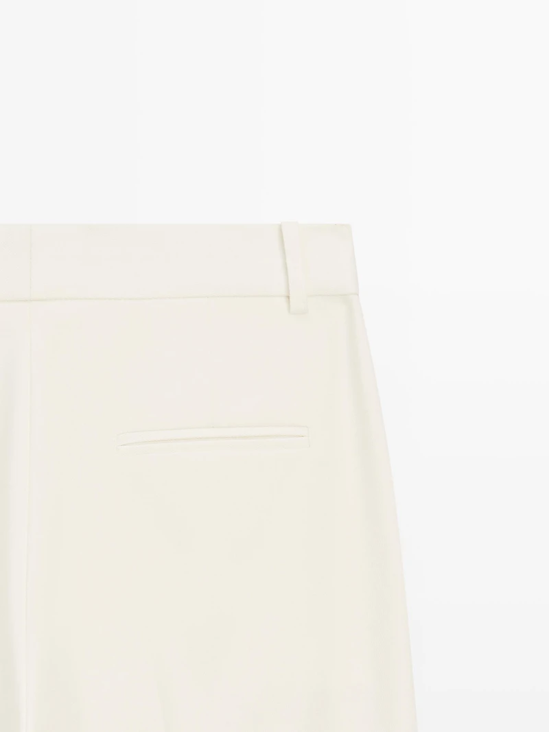 Straight-leg flowing trousers