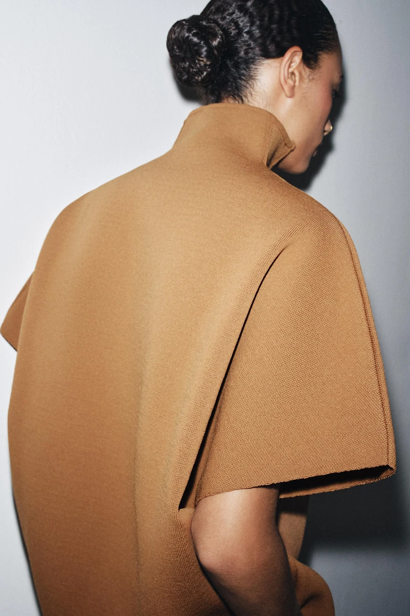 ZIPPERED KNIT CAPE TOP