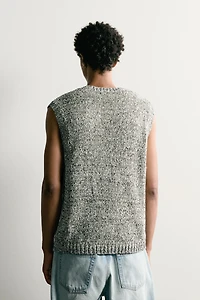 TEXTURED KNIT VEST