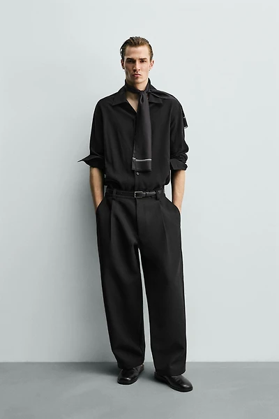 RELAXED FIT FLOWY SHIRT