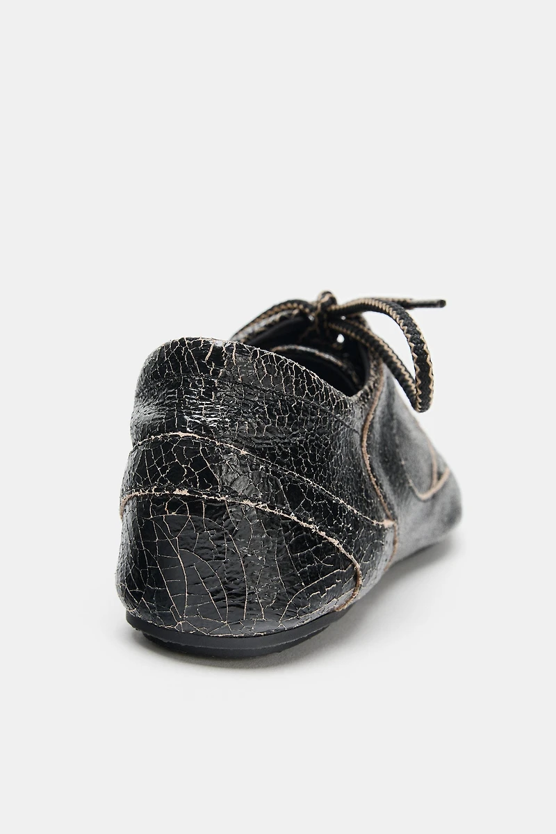 DISTRESSED LEATHER SHOES