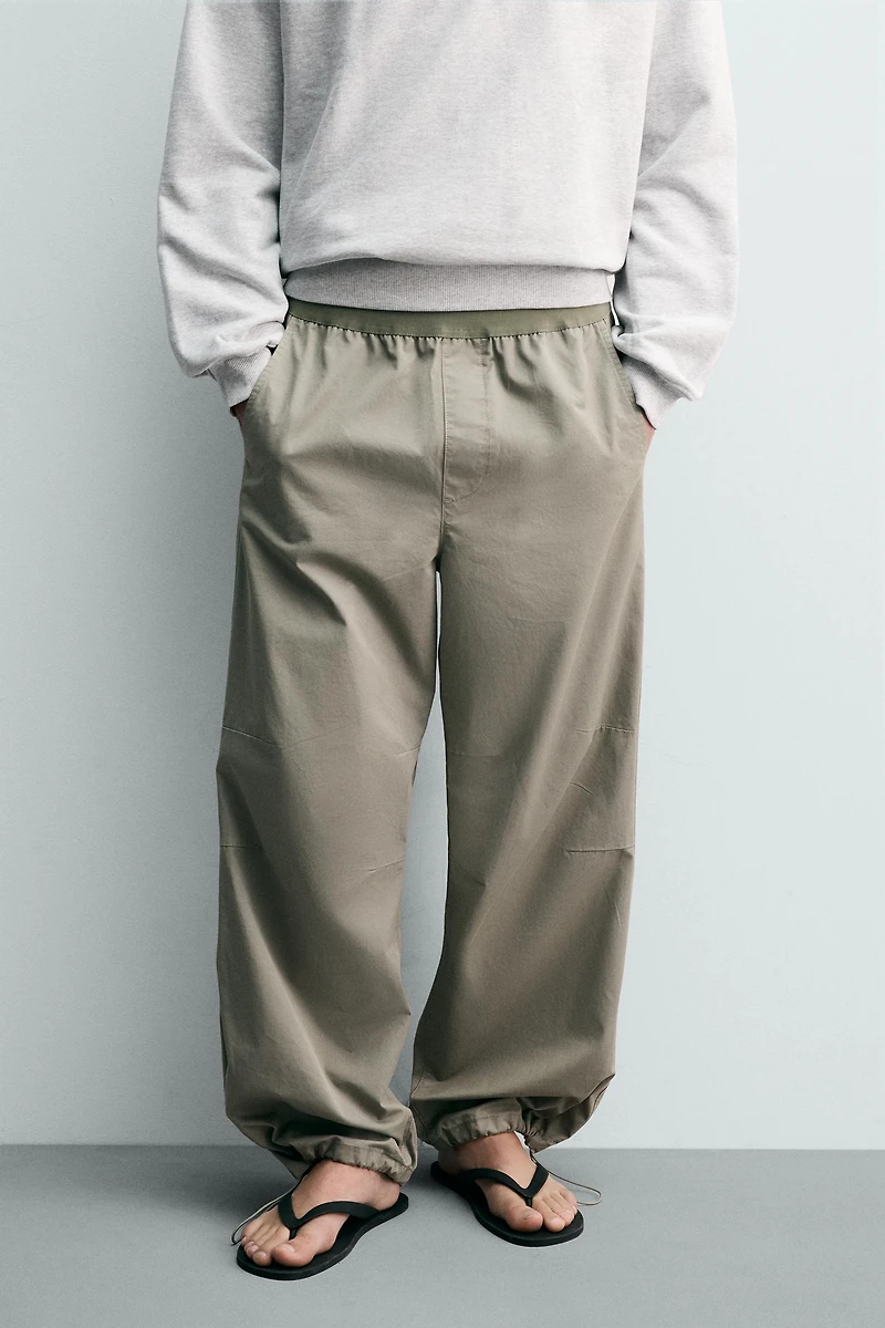 RELAXED FIT PARACHUTE PANTS