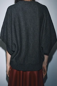 WIDE SLEEVE KNIT SWEATER