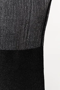 METALLIC THREAD KNIT TOP