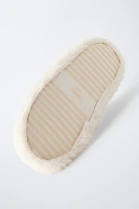 CHAUSSONS LILO & STITCH © DISNEY