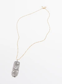 Pendant necklace with metal signet piece